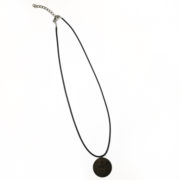 Antique 1919 Coin Necklace—George V—Great Britain Half Penny—18-inch necklace - Picture 3 of 4